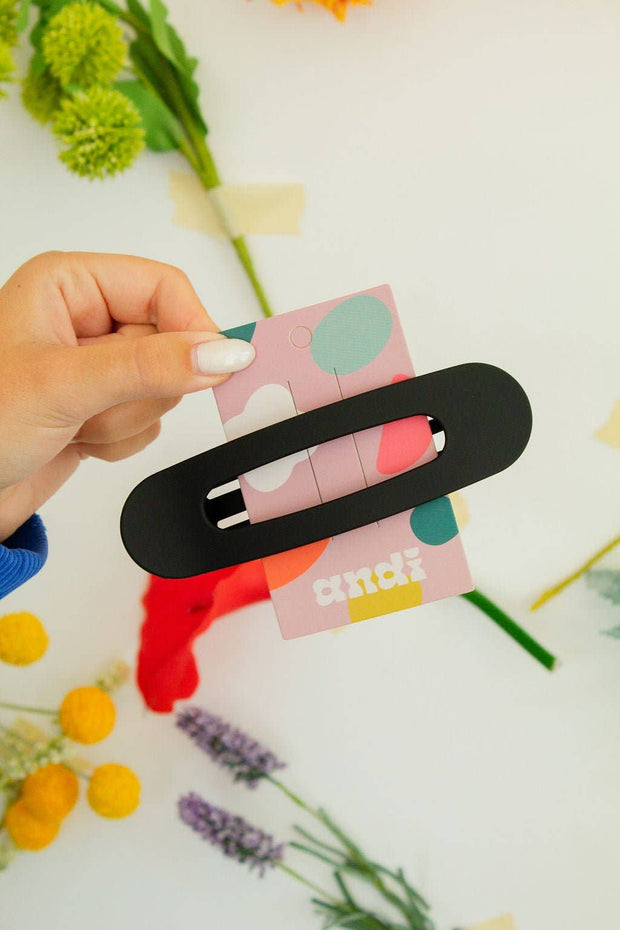Oversized Flat Claw Clip: Black