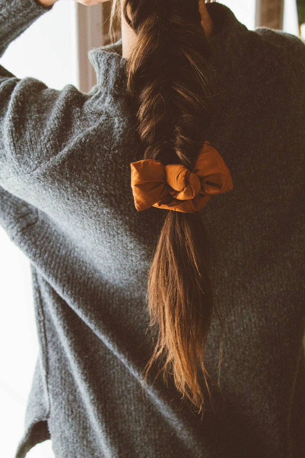 Puffer Bow Scrunchie: Black