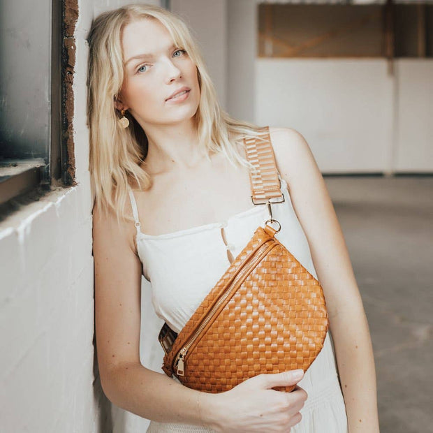 Westlyn Woven Bum Bag: Black