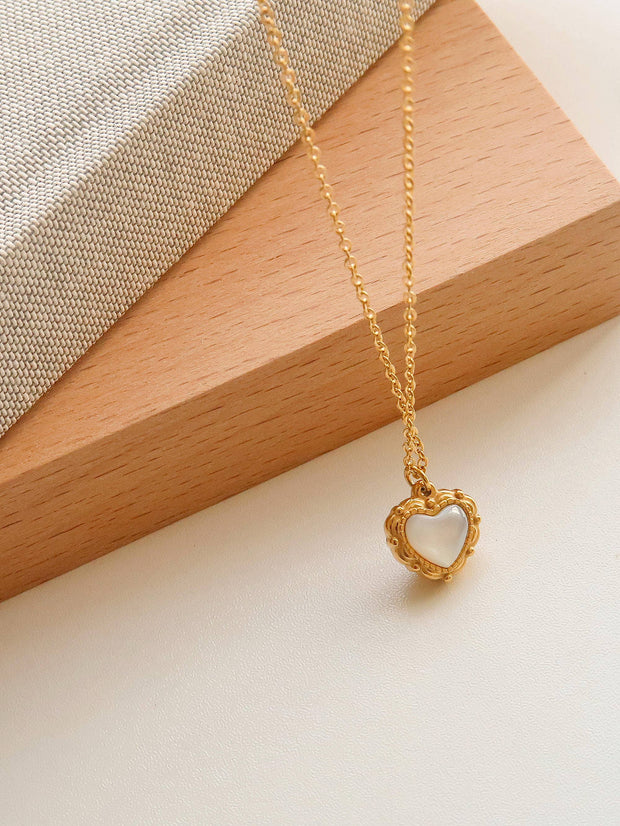 Josie Gold Non-Tarnish Vintage Heart Pendant Necklace: Yellow Gold