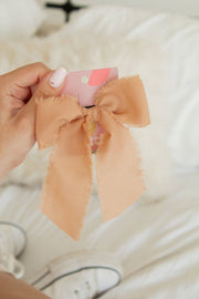 Freya Bow Clip: Nude