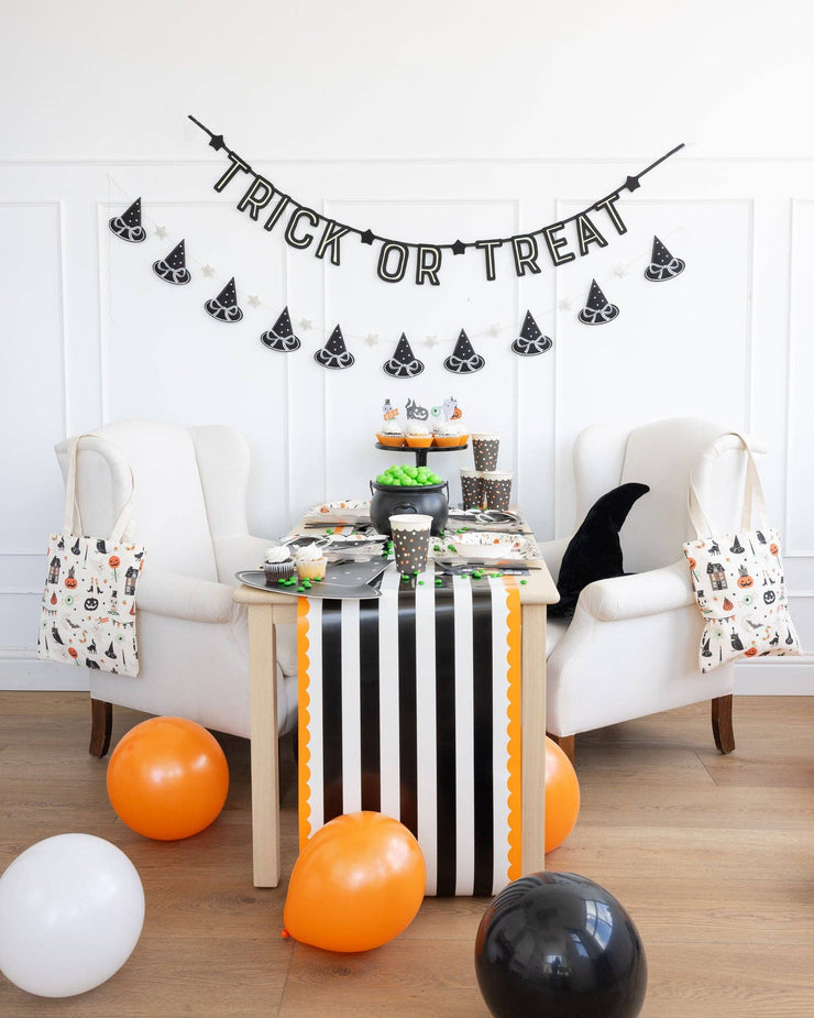 Puffy Felt Witch Hats Banner